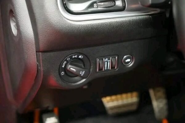 Dodge Challenger Shaker – Image 5