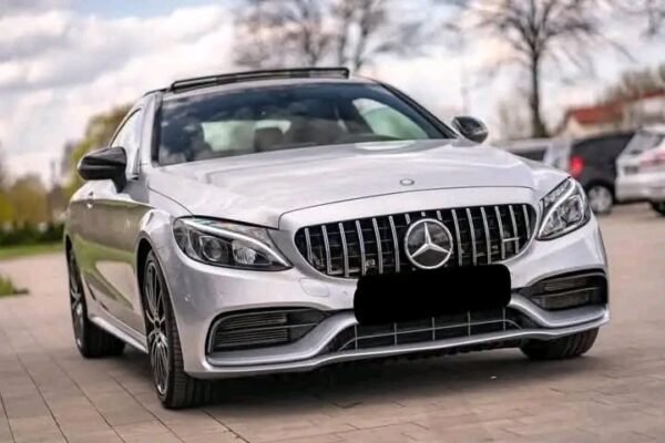Mercedes-Benz C-Class 300 – Image 24