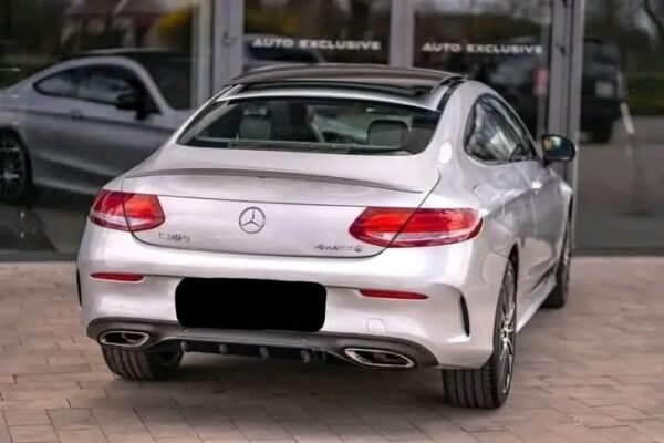 Mercedes-Benz C-Class 300 – Image 6