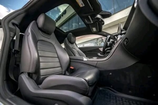 Mercedes-Benz C-Class 300 – Image 3