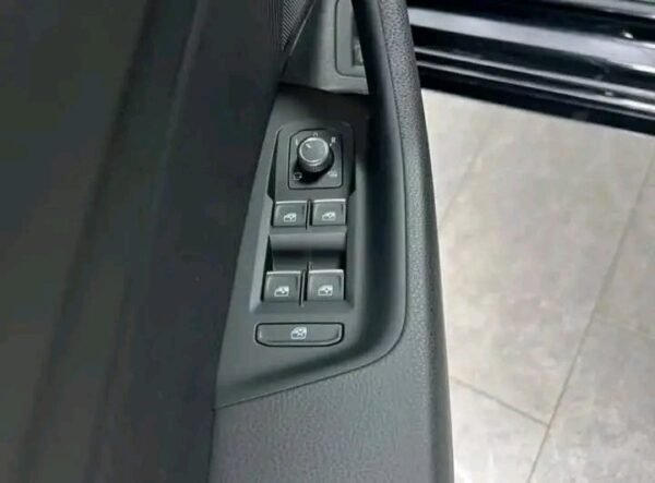 Volkswagen Arteon – Image 14