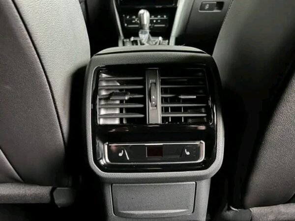 Volkswagen Arteon – Image 21