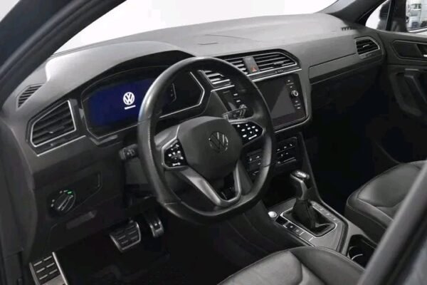 Volkswagen Tiguan R-LINE – Image 14