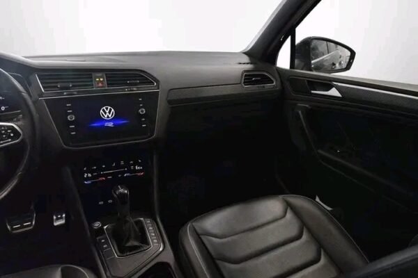 Volkswagen Tiguan R-LINE – Image 15