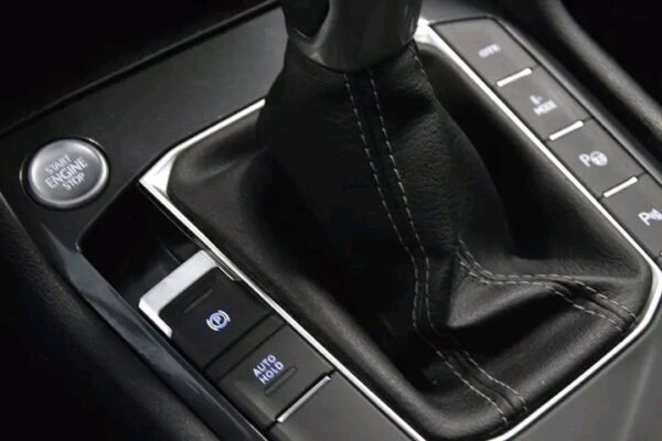 Volkswagen Tiguan R-LINE – Image 26