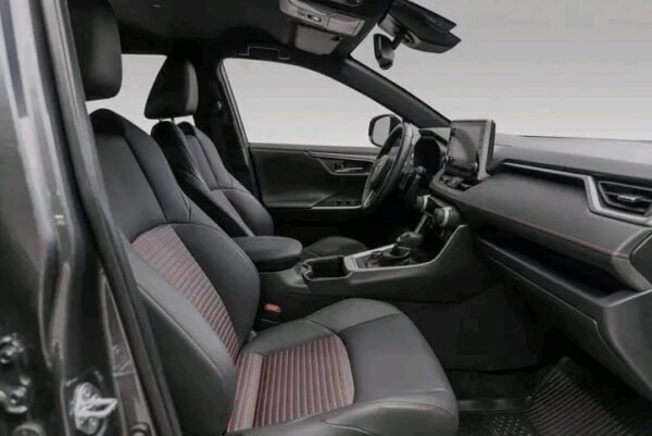 Toyota RAV4 Plug-in Hybrid – Image 7