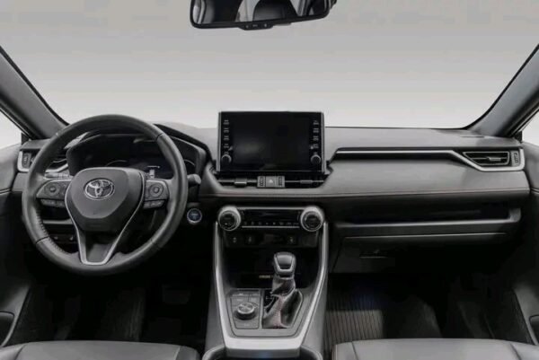 Toyota RAV4 Plug-in Hybrid – Image 12