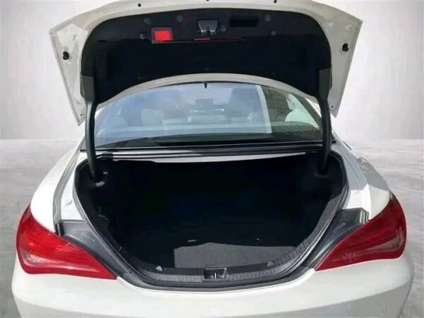 Mercedes-Benz CLA – Image 8