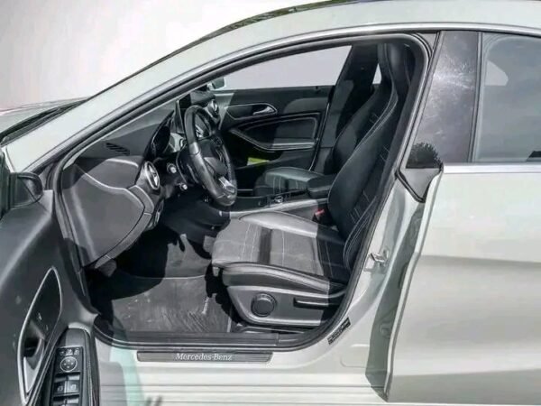 Mercedes-Benz CLA – Image 10