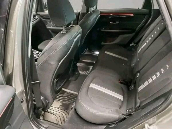 BMW 2 Series – Image 8