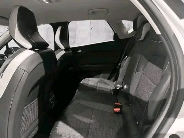 Renault Captur – Image 12