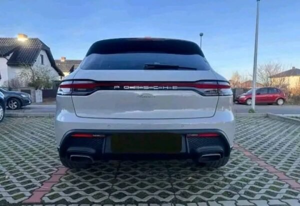 Porsche Macan – Image 5