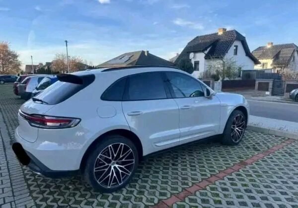 Porsche Macan – Image 3