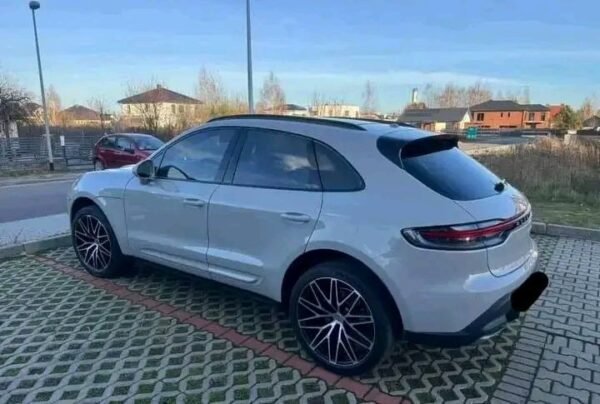 Porsche Macan – Image 2