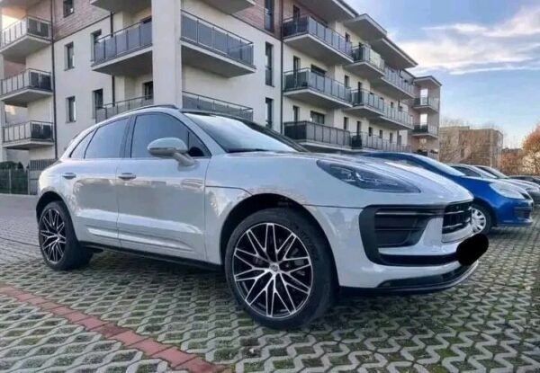 Porsche Macan – Image 21