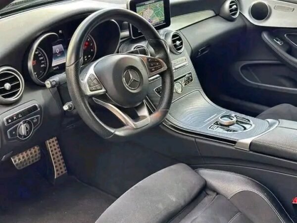 Mercedes-Benz C 200 – Image 12
