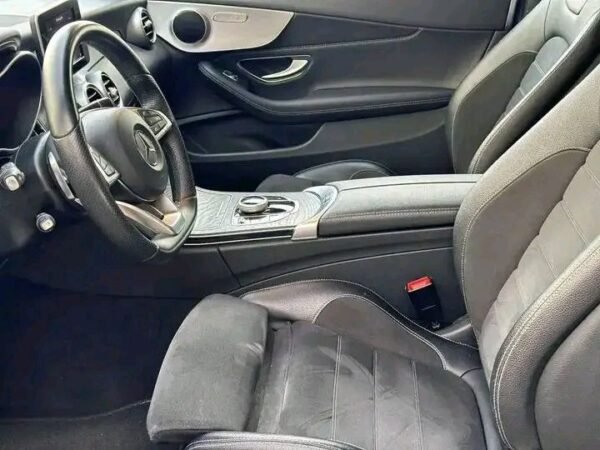 Mercedes-Benz C 200 – Image 13