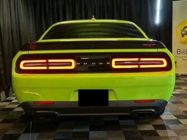 Dodge Challenger SRT – Image 4