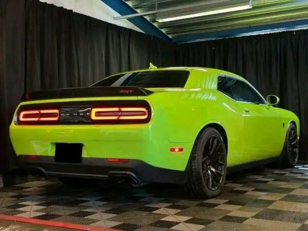 Dodge Challenger SRT – Image 3