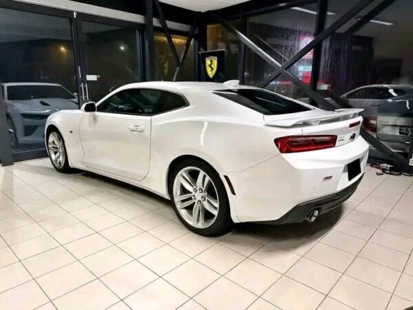 Chevrolet Camaro – Image 6
