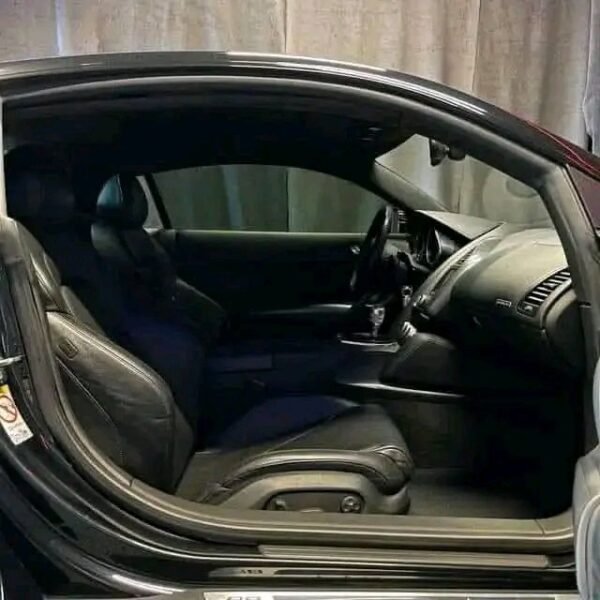 Audi R8 4.2 – Image 18