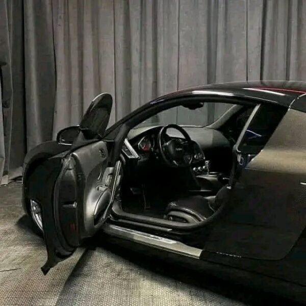 Audi R8 4.2 – Image 44