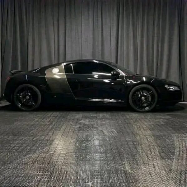 Audi R8 4.2 – Image 19