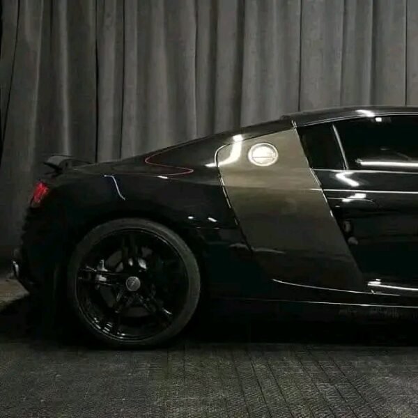 Audi R8 4.2 – Image 29