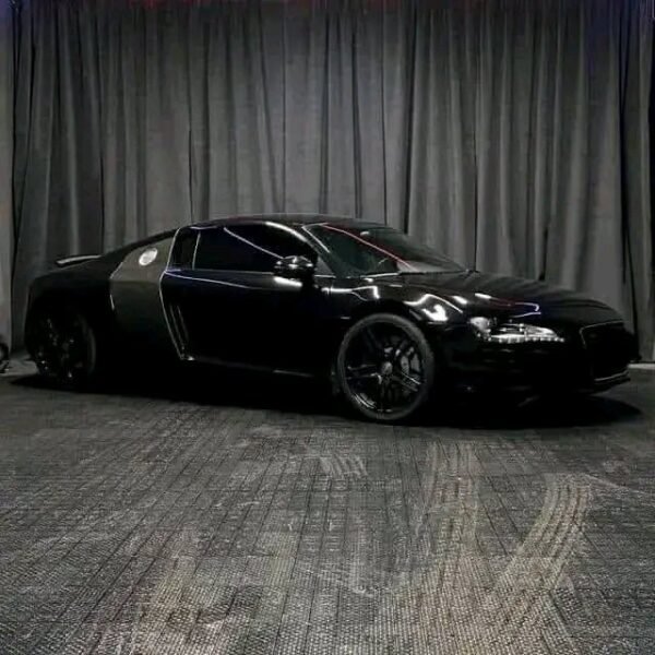 Audi R8 4.2 – Image 5