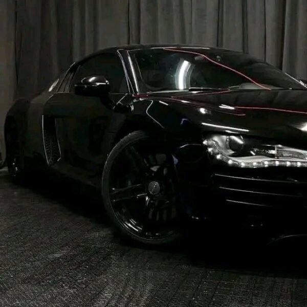 Audi R8 4.2 – Image 33