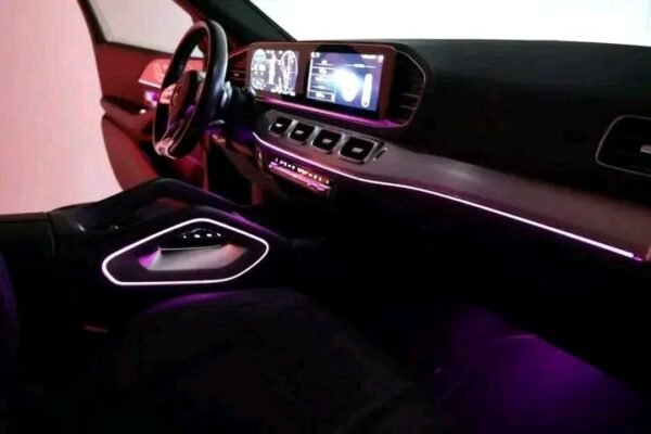 Mercedes-Benz GLE – Image 32