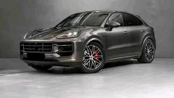Porsche Cayenne Coupe S E-Hybrid – Image 11