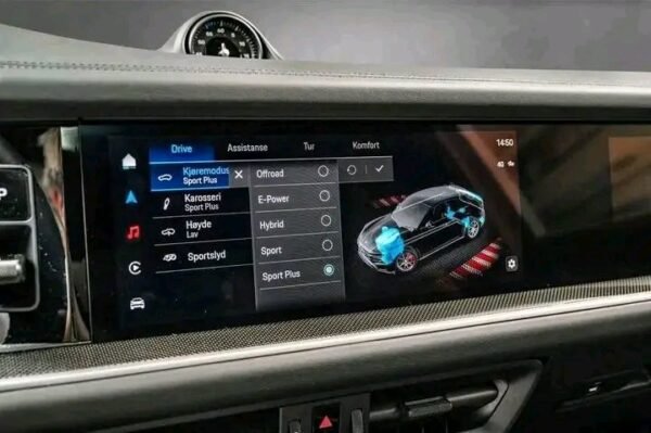 Porsche Cayenne Coupe S E-Hybrid – Image 25