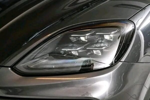 Porsche Cayenne Coupe S E-Hybrid – Image 22