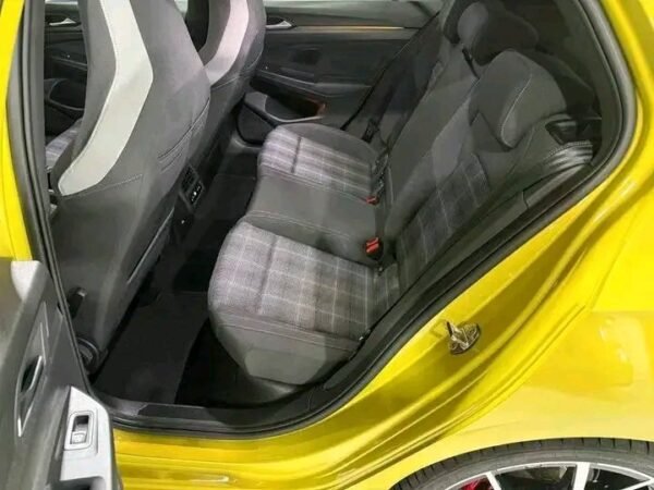 Volkswagen Golf – Image 7