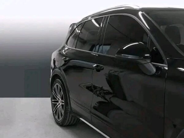 Porsche Cayenne – Image 38