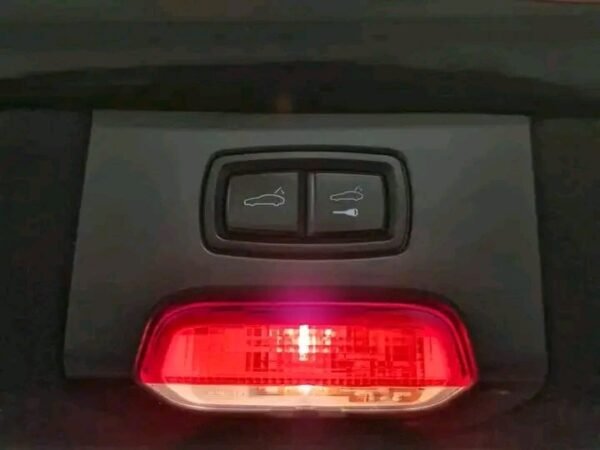 Porsche Cayenne – Image 16
