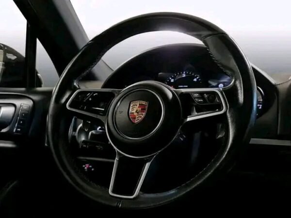Porsche Cayenne – Image 12