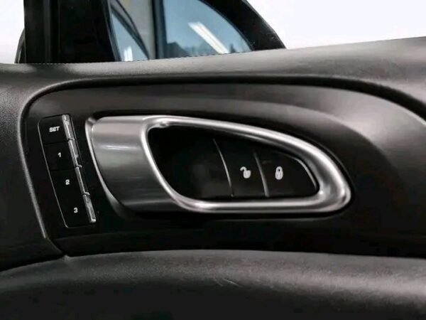Porsche Cayenne – Image 21