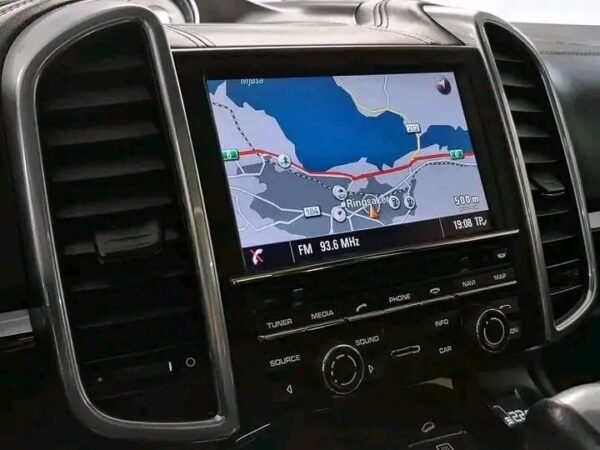 Porsche Cayenne – Image 26