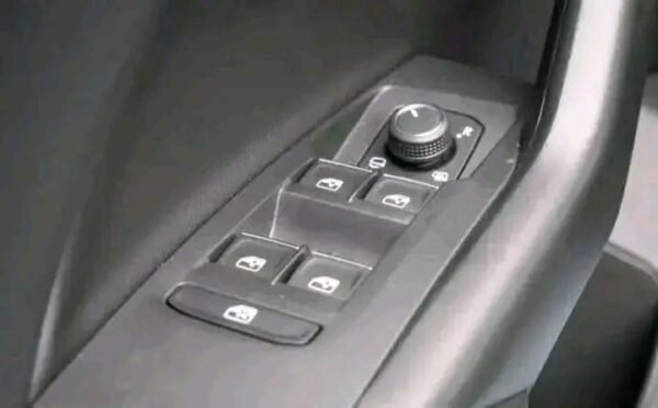 Volkswagen T-Cross – Image 14