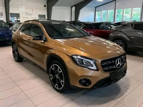 Mercedes-Benz GLA – Image 13
