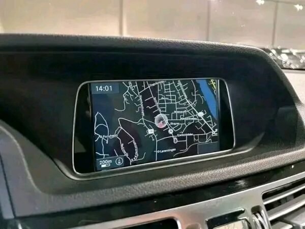 Mercedes-Benz E-Class – Image 11