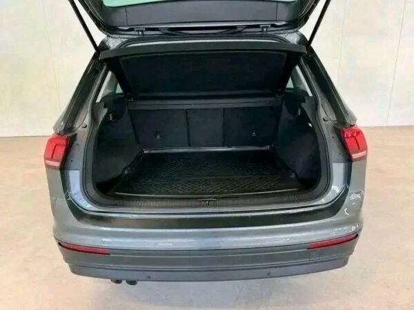Volkswagen Tiguan – Image 17