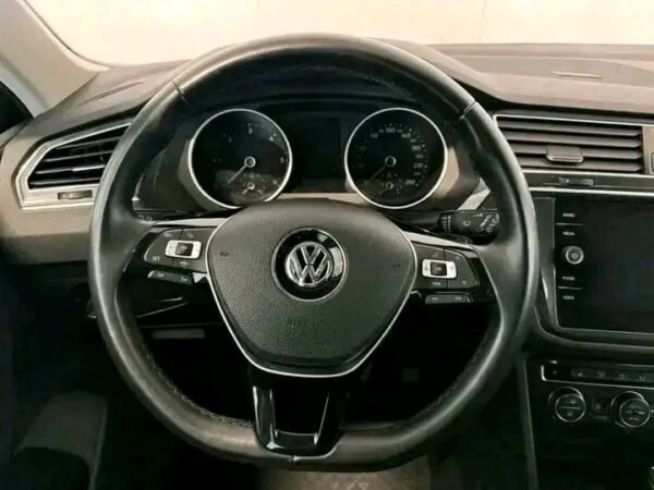 Volkswagen Tiguan – Image 3