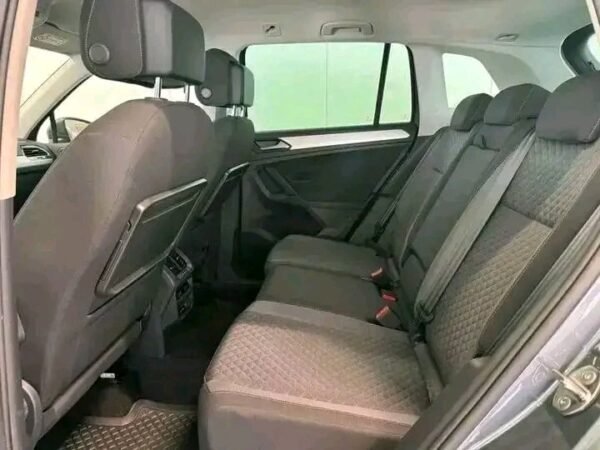 Volkswagen Tiguan – Image 13