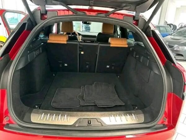 Land Rover Range Rover Velar – Image 4