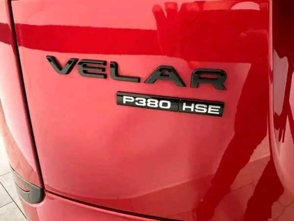 Land Rover Range Rover Velar – Image 15