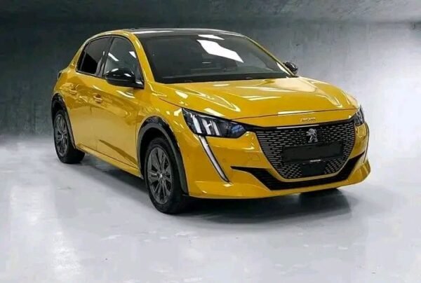 Peugeot 208 – Image 10