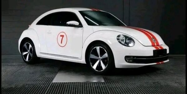 Volkswagen Beetle – Image 7